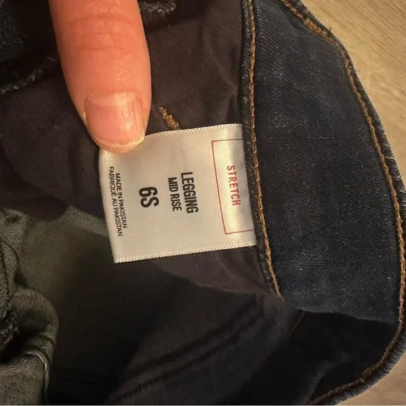 Express Women’s Leggings - Mid-rise Size 6 Short - Picture 6 of 14